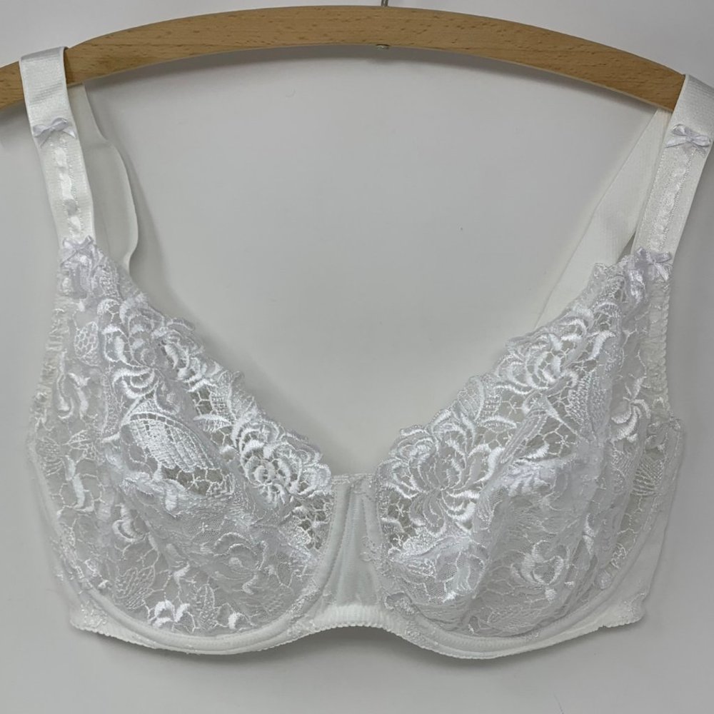 Eprise by LISE CHARMEL White Lace Luxury Bra 38E / 38DD - NWOT